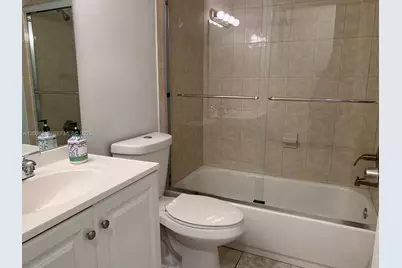 12447 NW 7th St, Miami, FL 33182 - Photo 11
