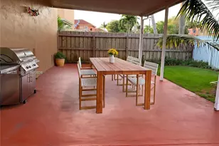 12447 NW 7th St, Miami, FL 33182 - Photo 21
