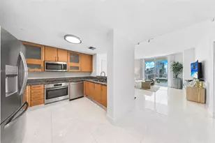 2101 Brickell Ave, Miami, FL 33129 - Photo 9