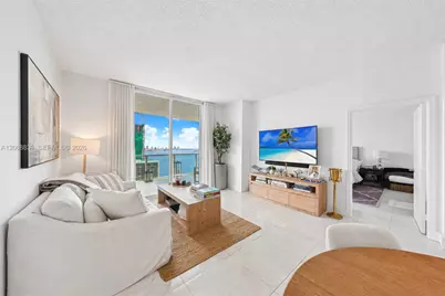 2101 Brickell Ave #3202, Miami, FL 33129 - Photo 3