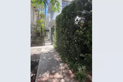 1616 Michigan Ave #15, Miami Beach, FL 33139 - Photo 9