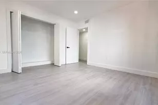 609 Lenox Ave., Miami Beach, FL 33139 - Photo 13
