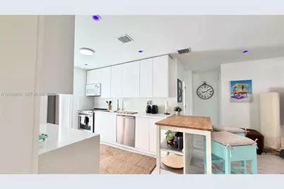 705 W Mango St #C, Lantana, FL 33462 - Photo 9