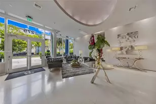 275 NE 18th St, Miami, FL 33132 - Photo 9