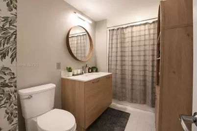 16385 Biscayne Blvd #1920, North Miami Beach, FL 33160 - Photo 11