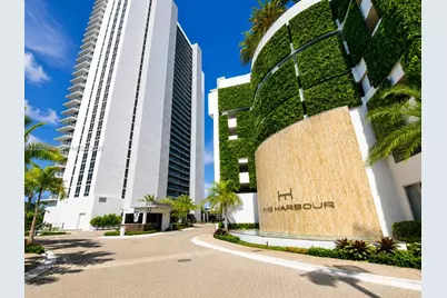 16385 Biscayne Blvd #1920, North Miami Beach, FL 33160 - Photo 1