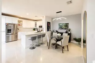 1135 Cherrypalm Ln, Hollywood, FL 33019 - Photo 7