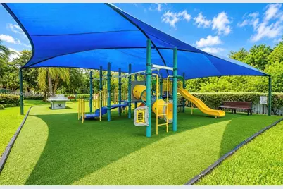 1135 Cherrypalm Ln, Hollywood, FL 33019 - Photo 27