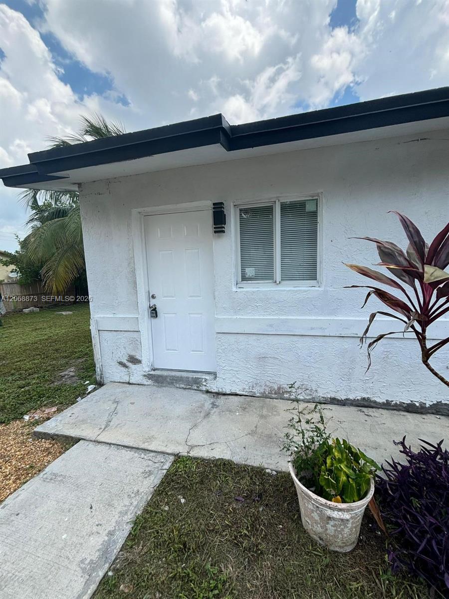 4145 SW 19th St #3 - 4145 SW 19th St #3, West Park, FL 33023 Luxury Property | Jose Angel Pina