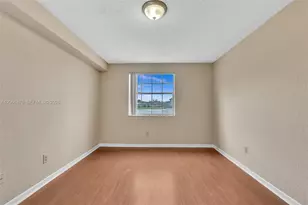 2880 N Oakland Forest Dr, Oakland Park, FL 33309 - Photo 11