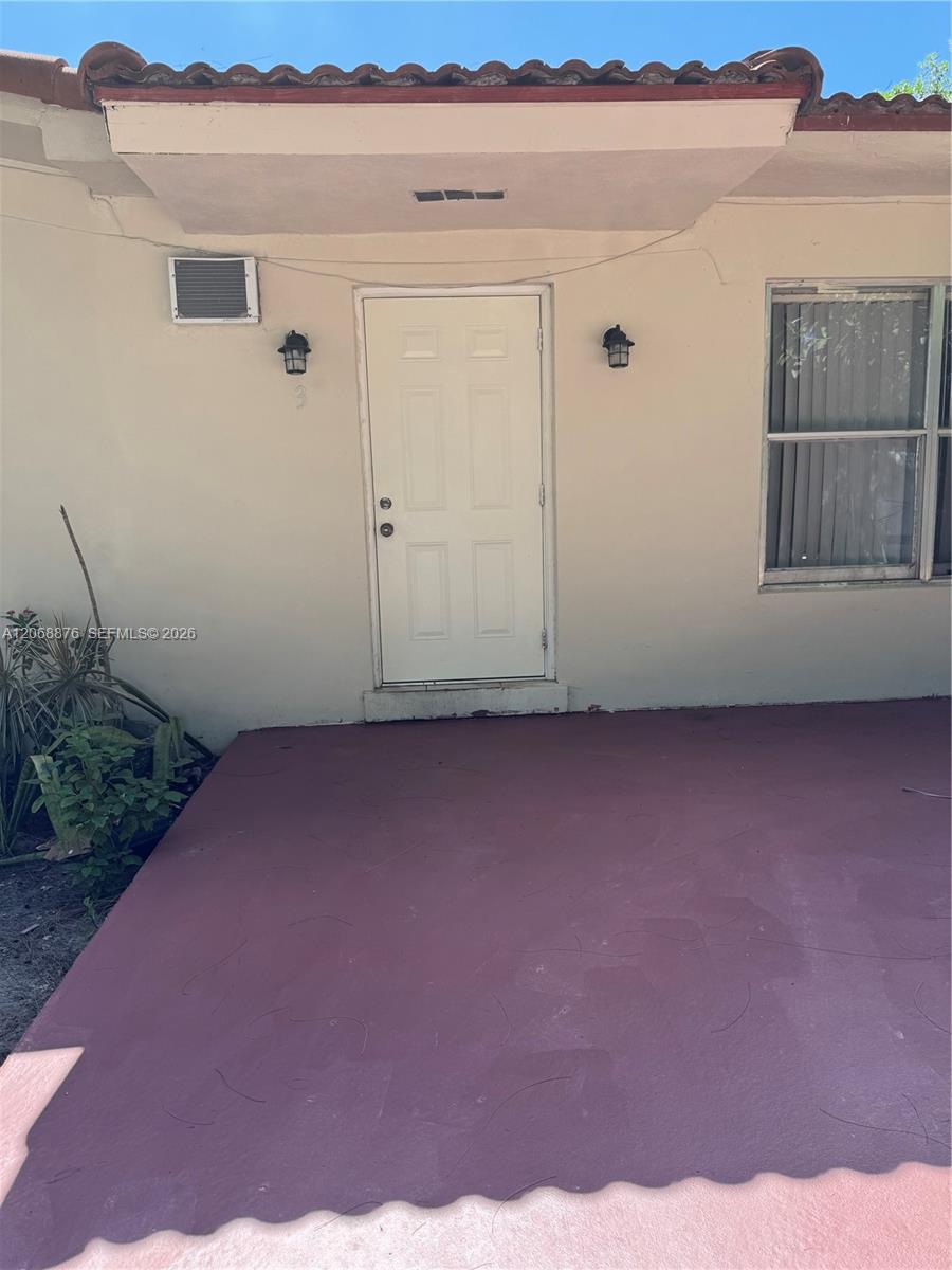 695 NE 151st St #3 - 695 NE 151st St #3, Miami, FL 33162 Luxury Property | Jose Angel Pina