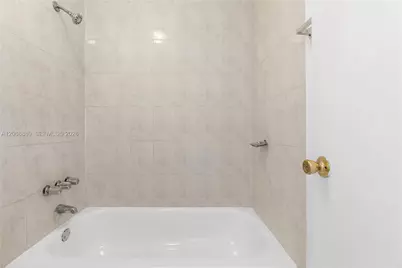 345 W 68th St #202, Hialeah, FL 33014 - Photo 17