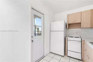345 W 68th St, Hialeah, FL 33014 - Photo 11