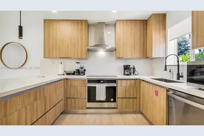 1116 N 31st Ave, Hollywood, FL 33021 - Photo 7