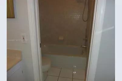 180 Cypress Club Dr #811, Pompano Beach, FL 33060 - Photo 23