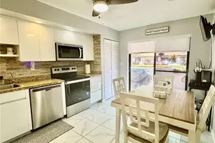 7049 Marlberry Ln, Tamarac, FL 33321 - Photo 7