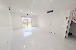 21 SW 109th Ave, Sweetwater, FL 33174 - Photo 5