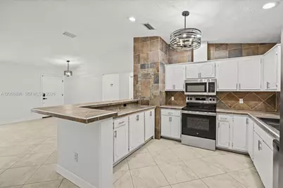 502 NW Goldcoast Ave, Port Saint Lucie, FL 34983 - Photo 11