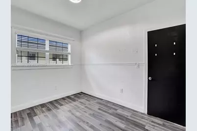 1161 NE 202nd St, Miami, FL 33179 - Photo 27