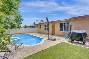 1161 NE 202nd St, Miami, FL 33179 - Photo 35