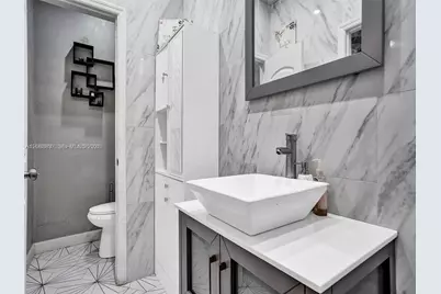 1161 NE 202nd St, Miami, FL 33179 - Photo 21