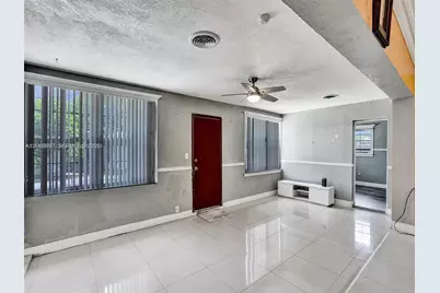 1161 NE 202nd St, Miami, FL 33179 - Photo 17