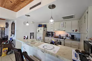 16330 Oak Walk, Miami Lakes, FL 33014 - Photo 9