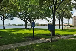 16330 Oak Walk, Miami Lakes, FL 33014 - Photo 35