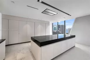 1000 Biscayne Blvd, Miami, FL 33132 - Photo 23