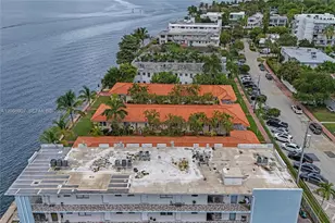 2170 Bay Dr, Miami Beach, FL 33141 - Photo 7