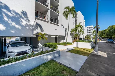 2463 Coral Way #27, Miami, FL 33145 - Photo 1