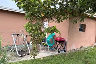 2745 NW 69th Ave, Sunrise, FL 33313 - Photo 15