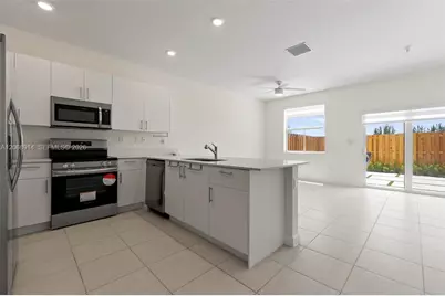 2634 SE 29 St #2634, Homestead, FL 33035 - Photo 9
