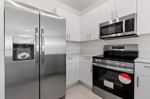 2634 SE 29th St, Homestead, FL 33035 - Photo 11