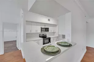 11601 SW 2nd St, Pembroke Pines, FL 33025 - Photo 15