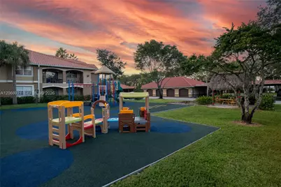 11601 SW 2nd St #21308, Pembroke Pines, FL 33025 - Photo 43
