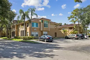 4863 Via Palm Lakes, West Palm Beach, FL 33417 - Photo 3