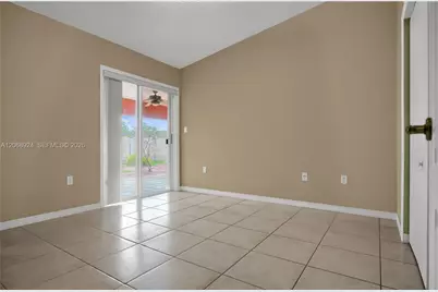 901 NW 128th Pl, Miami, FL 33182 - Photo 17