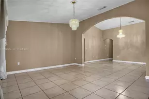 901 NW 128th Pl, Miami, FL 33182 - Photo 3