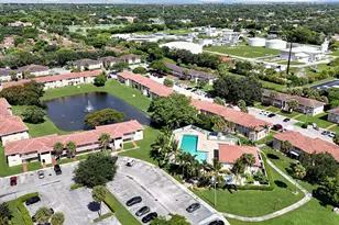 10056 Twin Lakes Dr, Coral Springs, FL 33071 - Photo 13