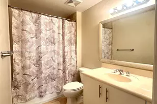 7900 Harbor Island Dr, North Bay Village, FL 33141 - Photo 13