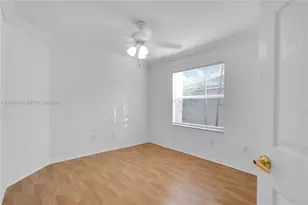 1413 SW 158th Ave, Pembroke Pines, FL 33027 - Photo 19