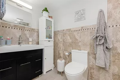 8201 NW 8th St #1-204, Miami, FL 33126 - Photo 17