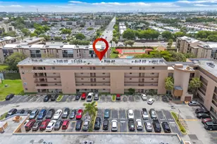 8895 Fontainebleau Blvd, Miami, FL 33172 - Photo 23