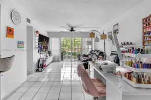8895 Fontainebleau Blvd, Miami, FL 33172 - Photo 3