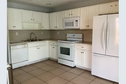 7050 SW 164th Ct, Miami, FL 33193 - Photo 7