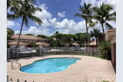 7050 SW 164th Ct, Miami, FL 33193 - Photo 9