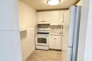 606 W 81st St, Hialeah, FL 33014 - Photo 3