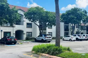 650 S Park Rd, Hollywood, FL 33021 - Photo 1