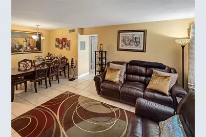 10168 Twin Lakes Dr #13-A, Coral Springs, FL 33071 - Photo 3